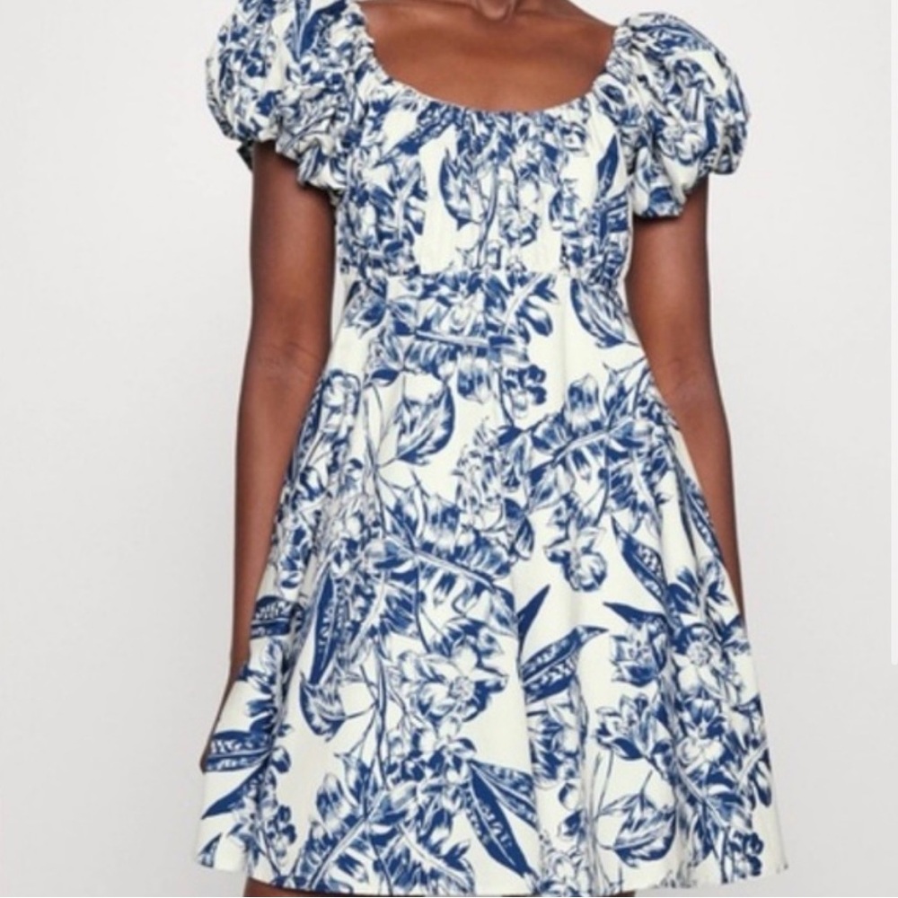 NWT Abercrombie & Fitch White and Blue puff Sleeve Dress